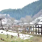 Yakusha - якуша, * Shiroka Luka (Smolyan)