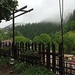 Semesterbostad Yakusha - якуша, *