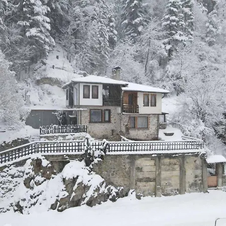 Yakusha - якуша, *