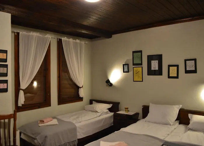 Yakusha - якуша, * Shiroka Lŭka