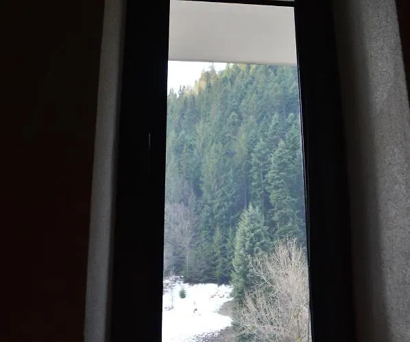 Yakusha - якуша, Сasa de vacaciones Shiroka Lŭka